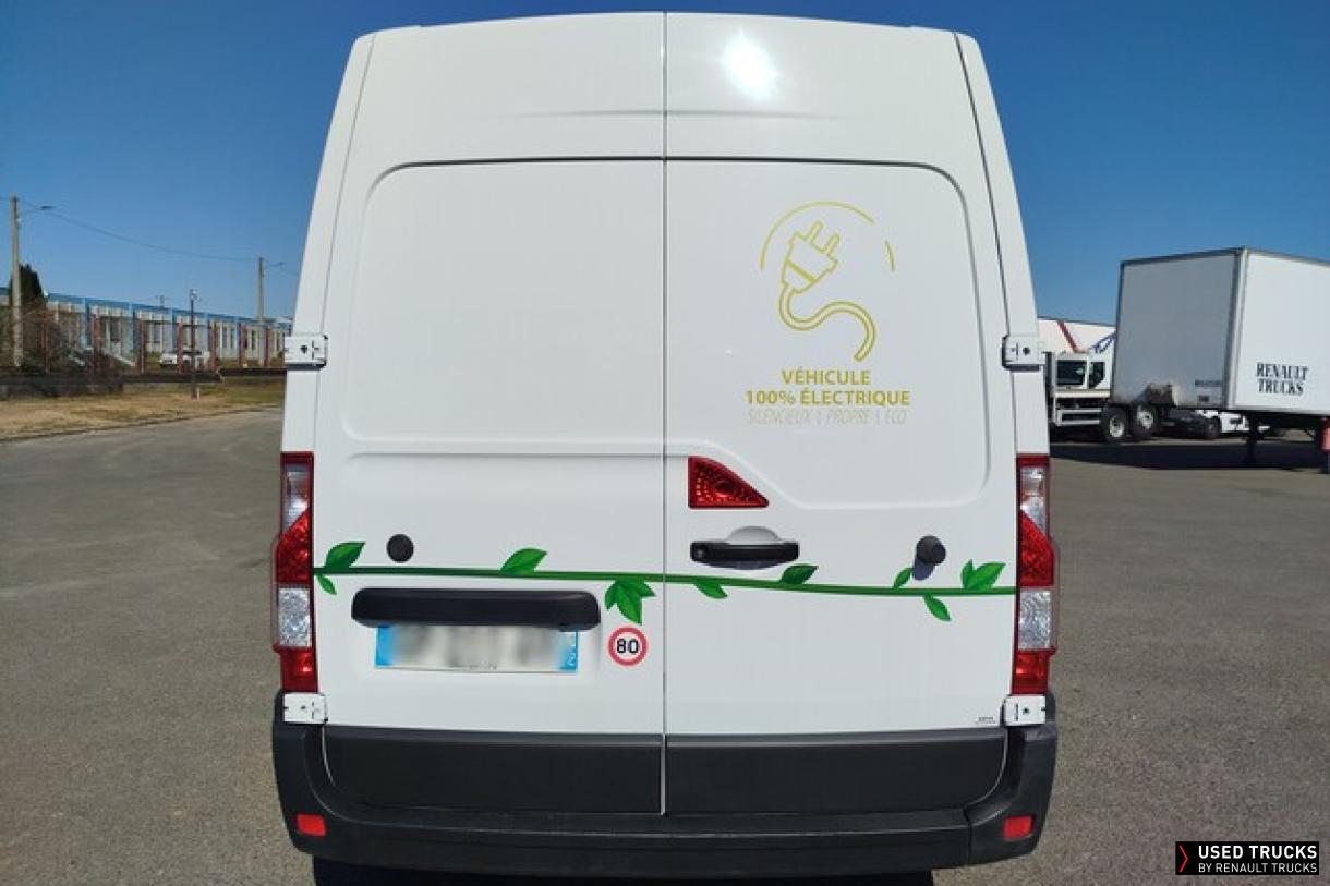 Renault Trucks Master 76
