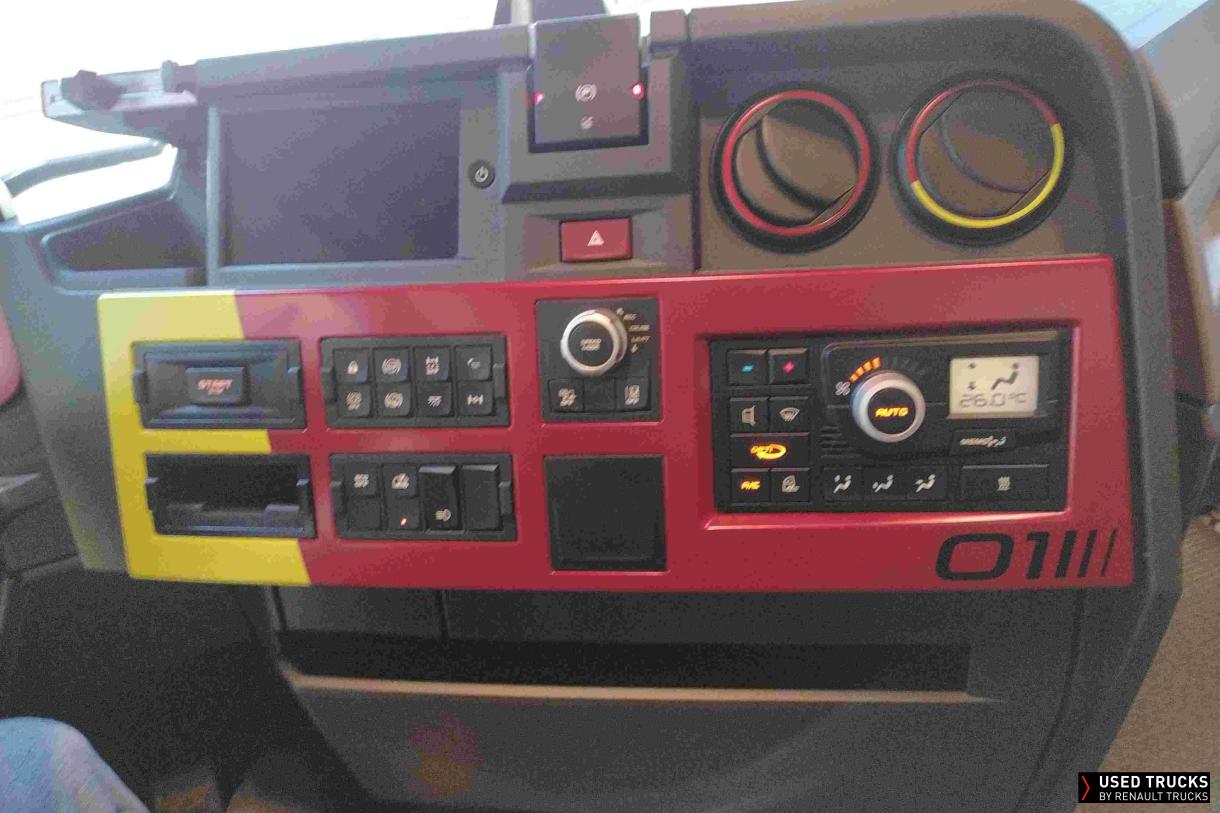 Renault Trucks T 520