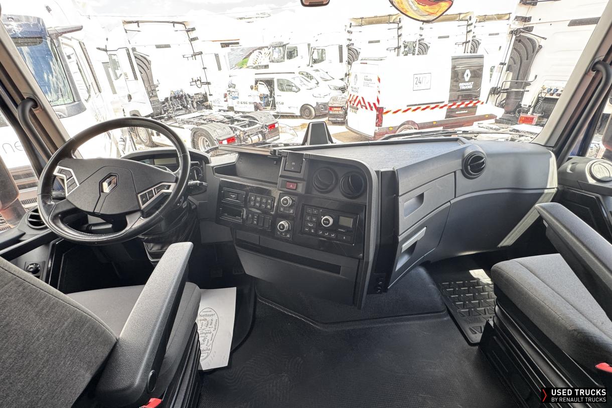 Renault Trucks T High 