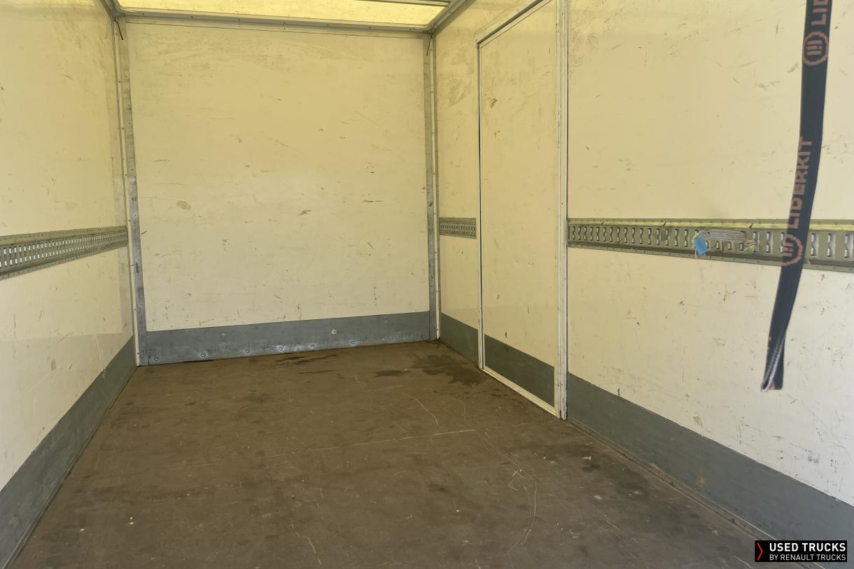 Renault Master 145