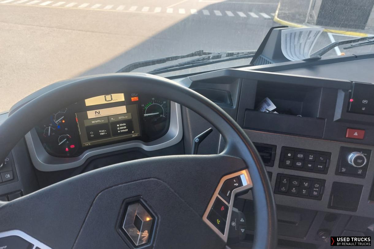 Renault Trucks T 440