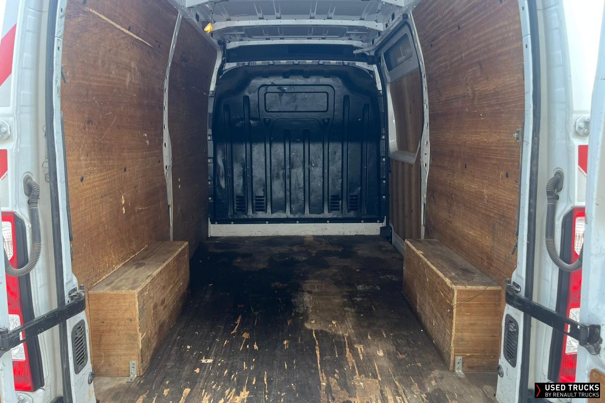 Renault Trucks Master 130