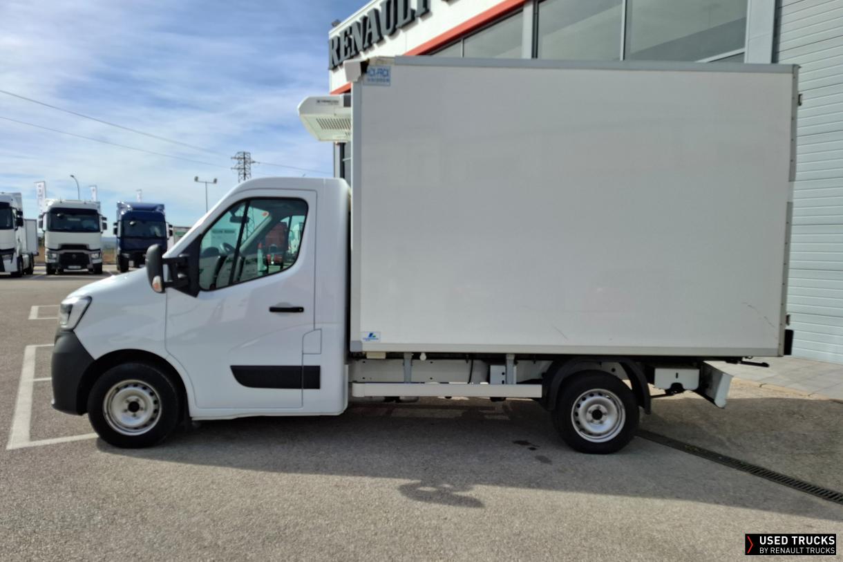 Renault Trucks Master 145