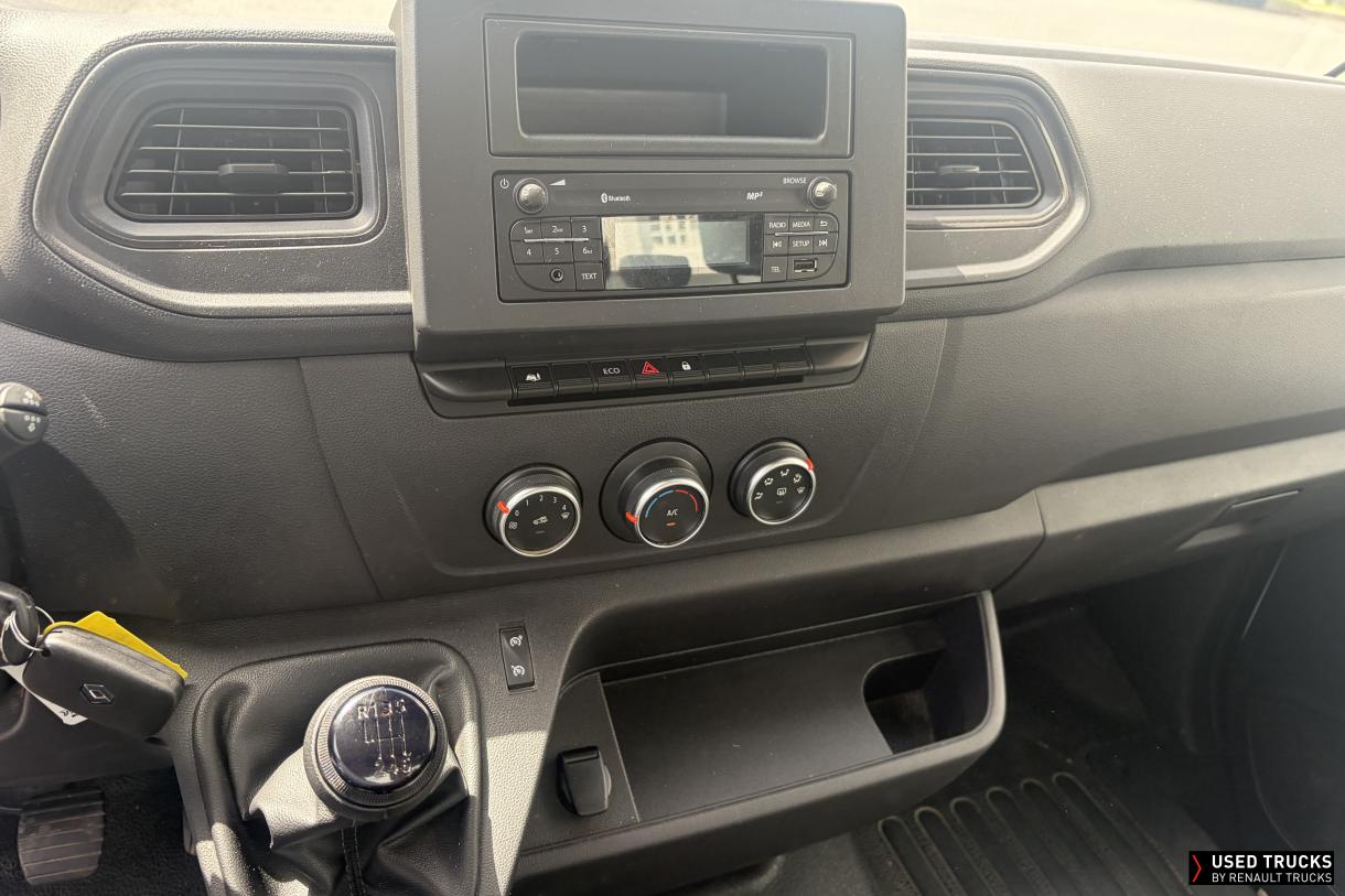Renault Master 130