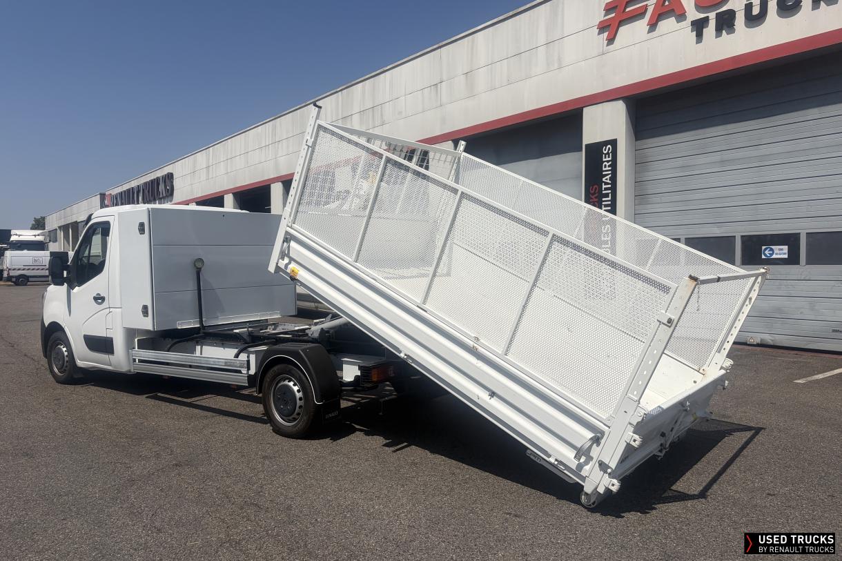 Renault Master 145