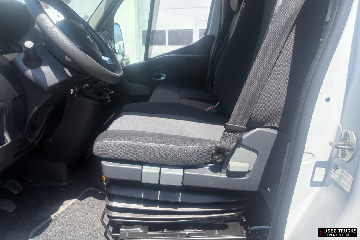 Renault Master 145