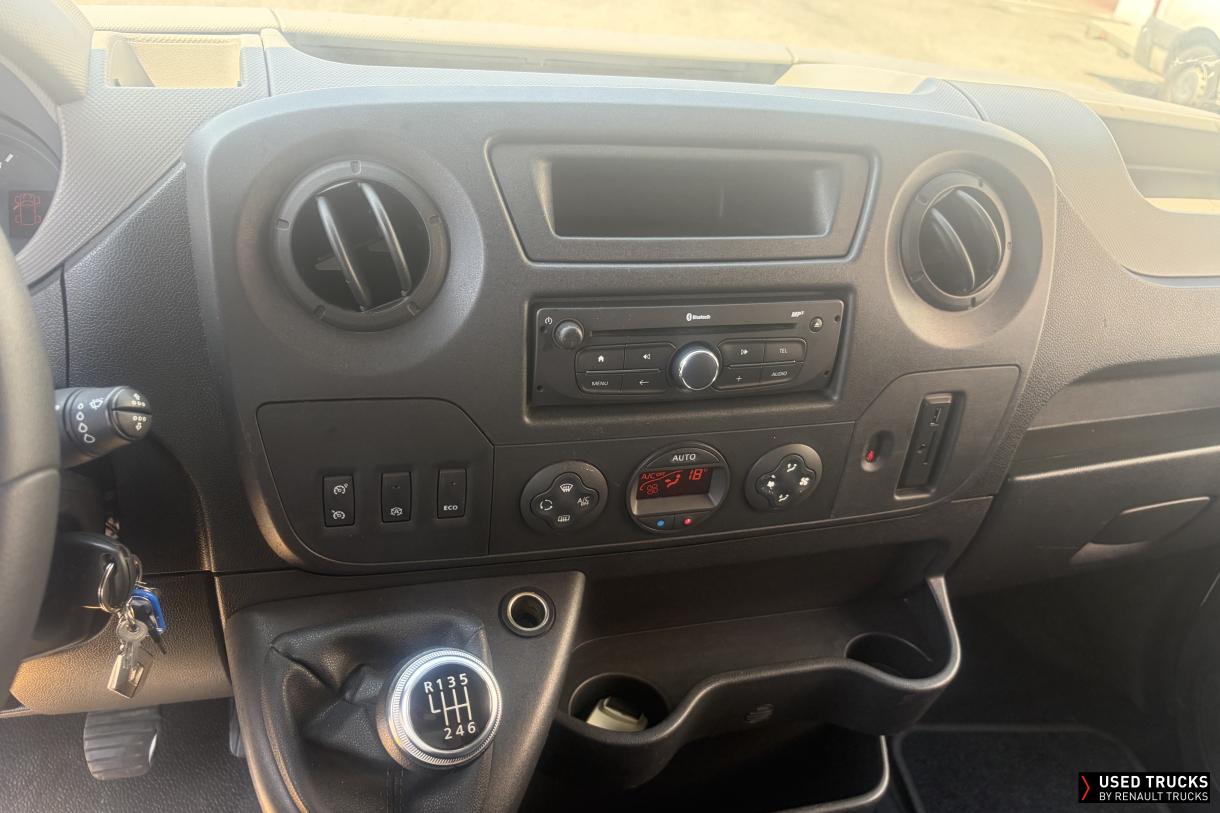 Renault Master 145