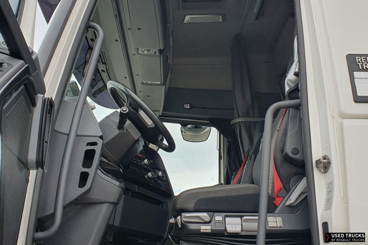 Renault Trucks T High 