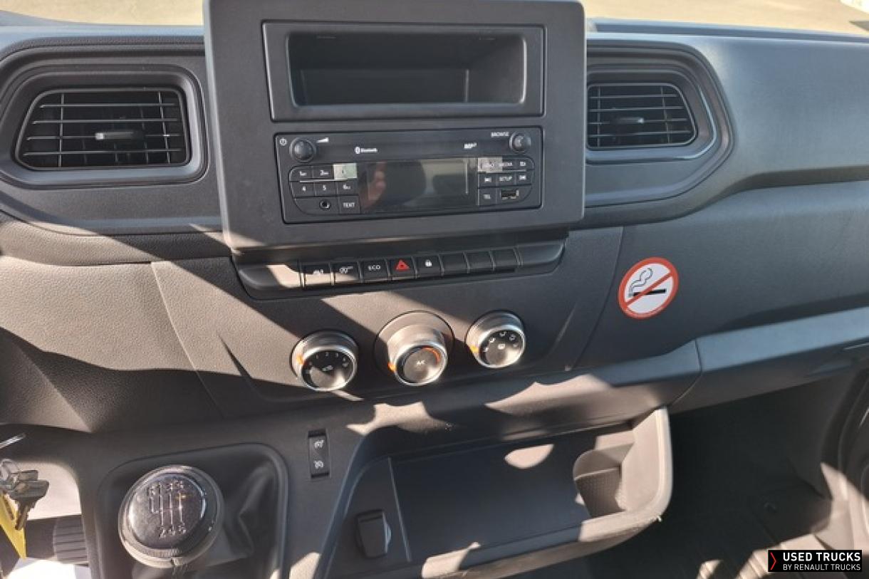 Renault Master 145