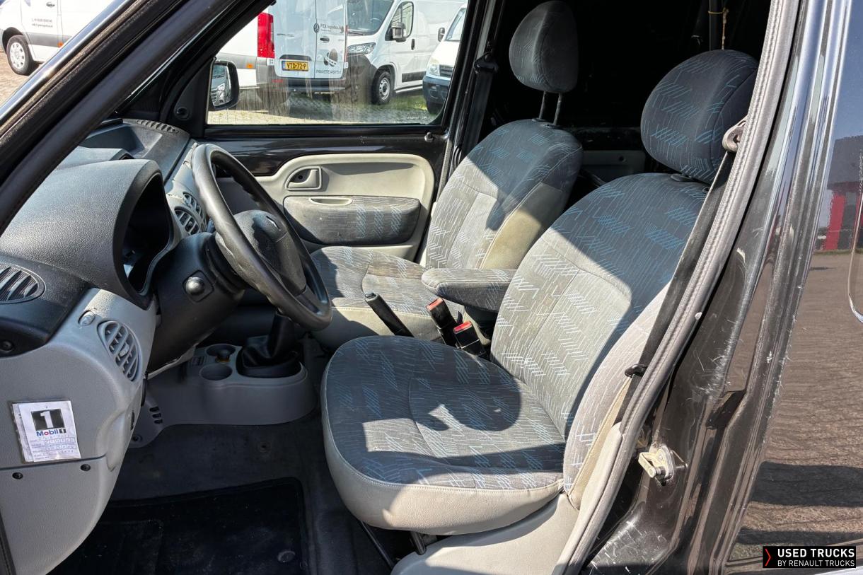 Renault Trucks Kangoo 68