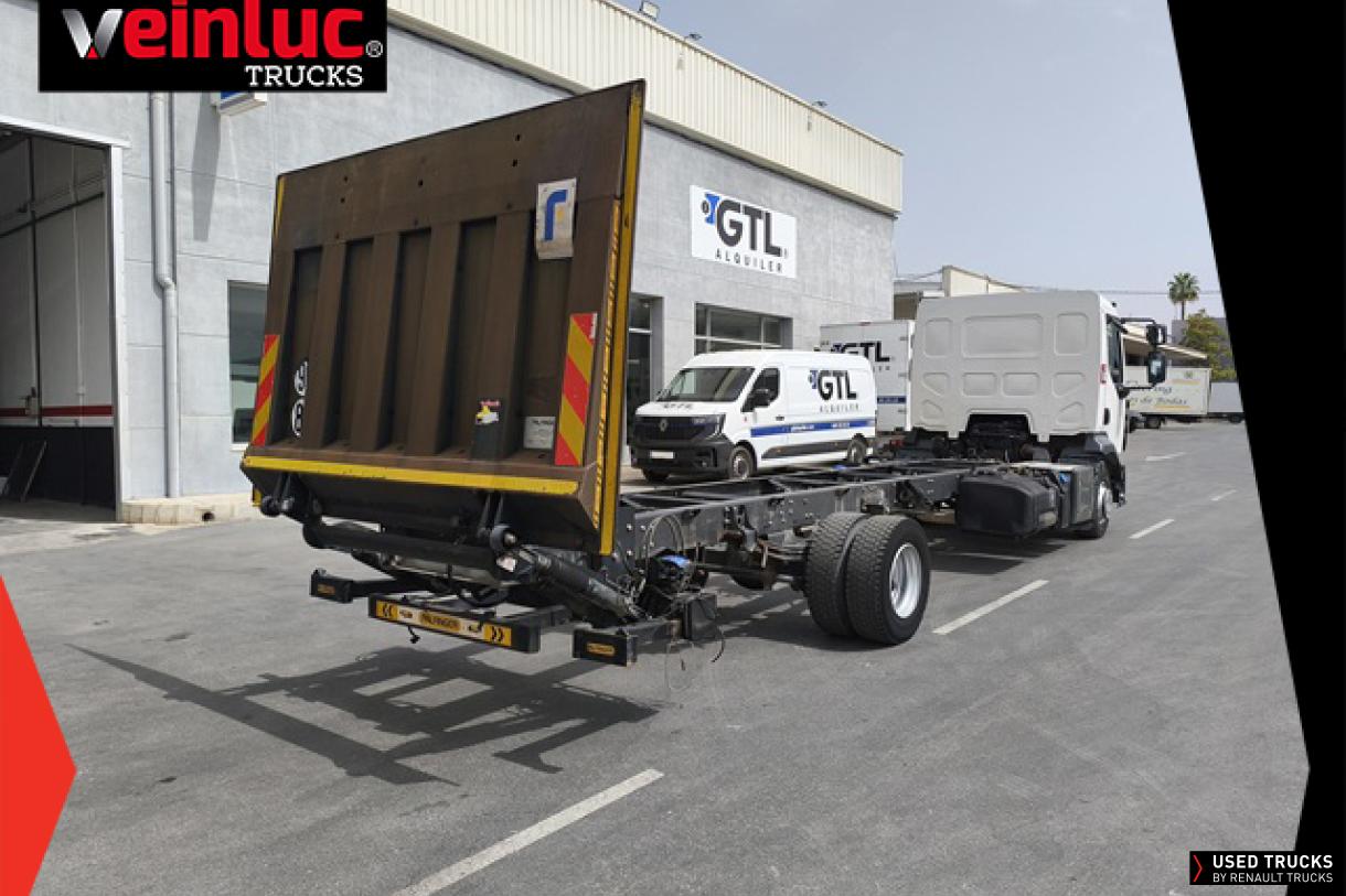 Renault Trucks D 210