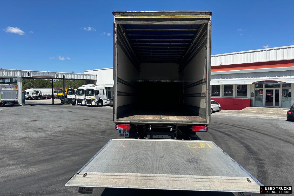 Renault Trucks D Wide 320
