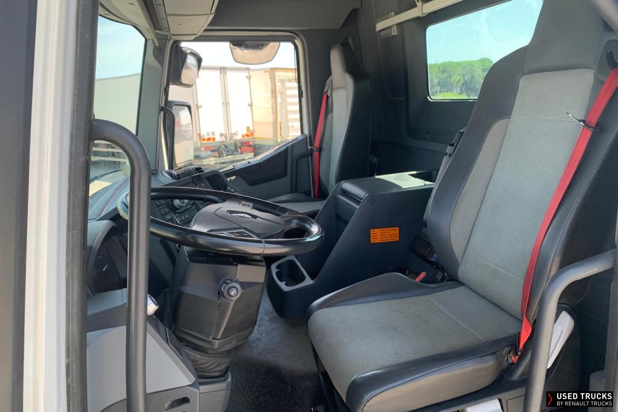 Renault Trucks C 460