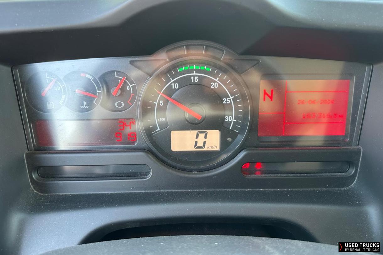 Renault Trucks D Wide 320