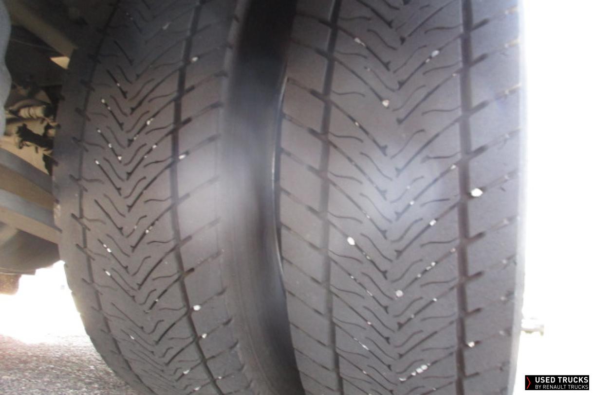 Renault Trucks D 280