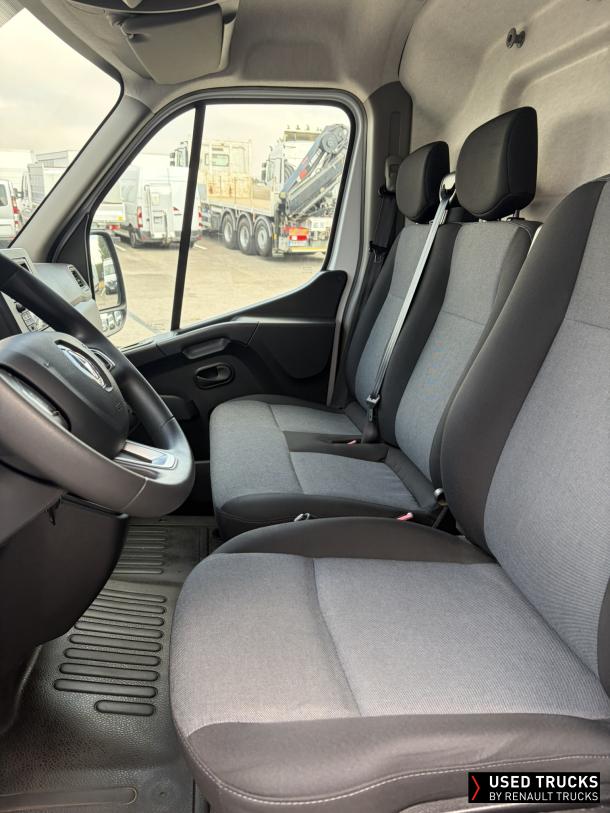 Renault Trucks Master 135