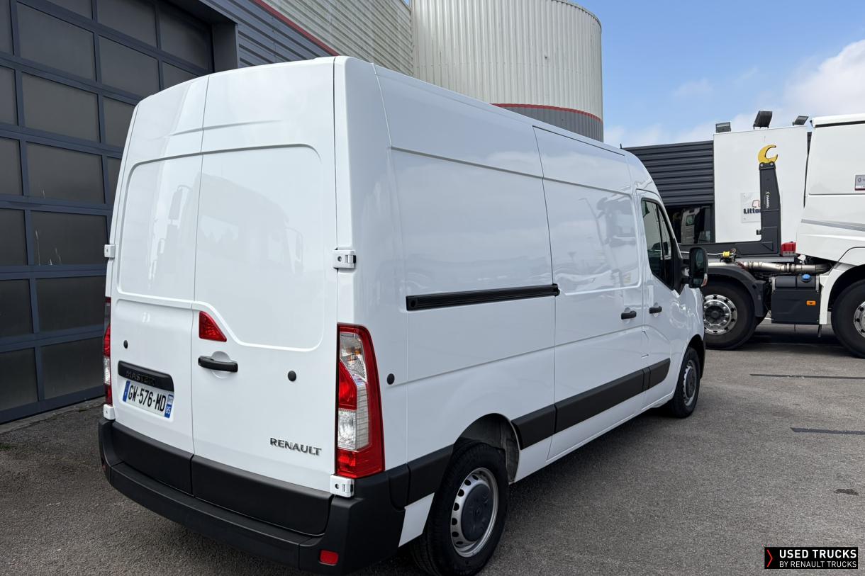 Renault Trucks Master 135