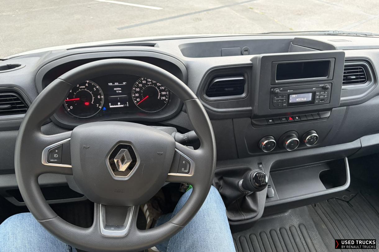 Renault Trucks Master 135