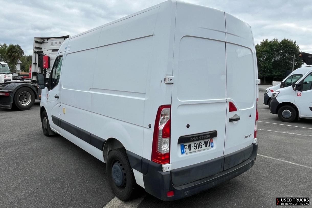 Renault Trucks Master 135
