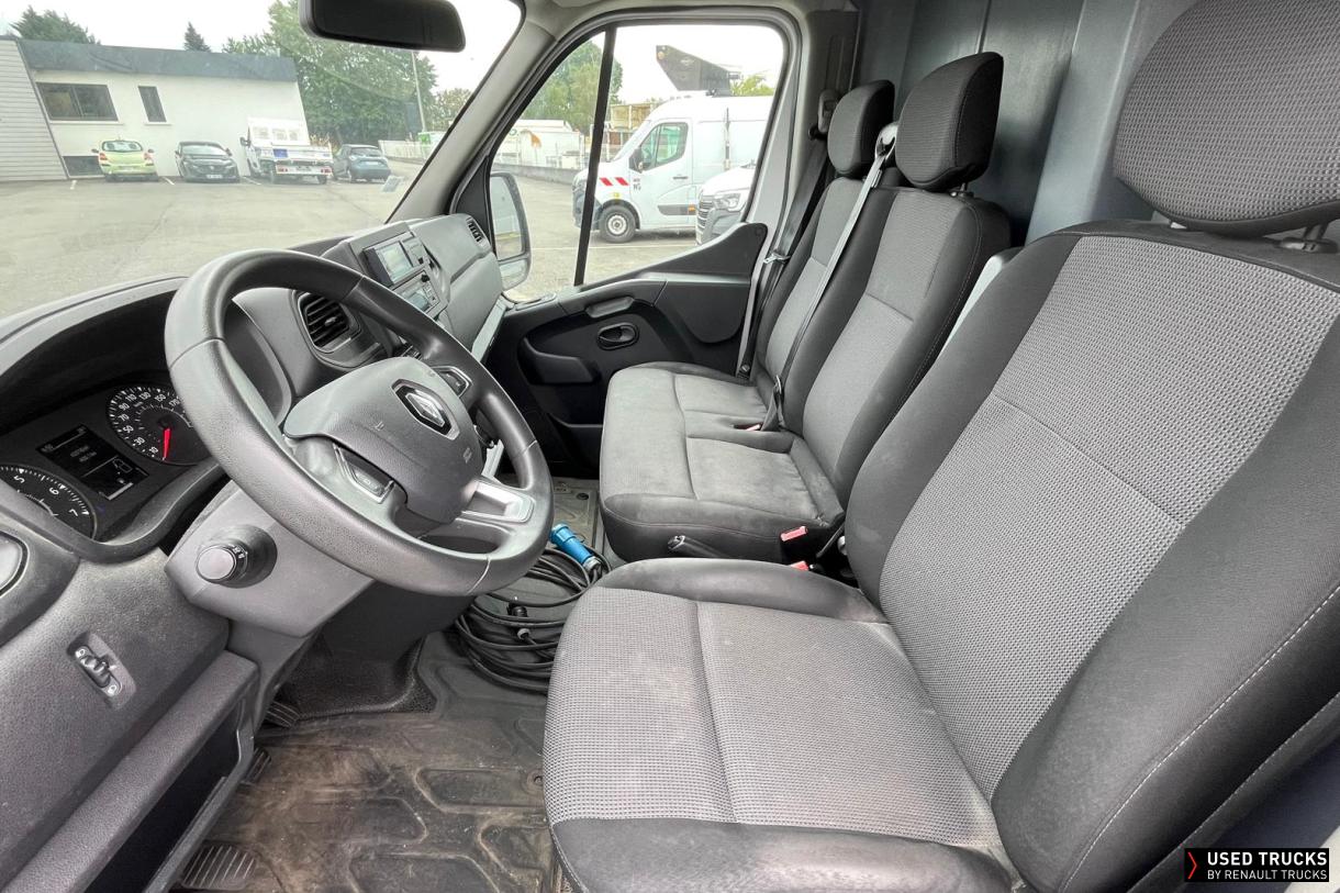 Renault Trucks Master 135