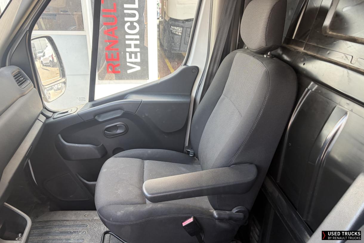 Renault Trucks Master 145