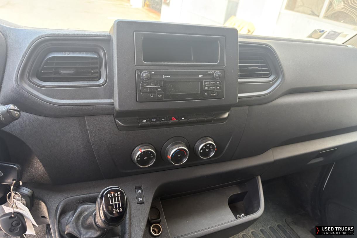 Renault Trucks Master 145