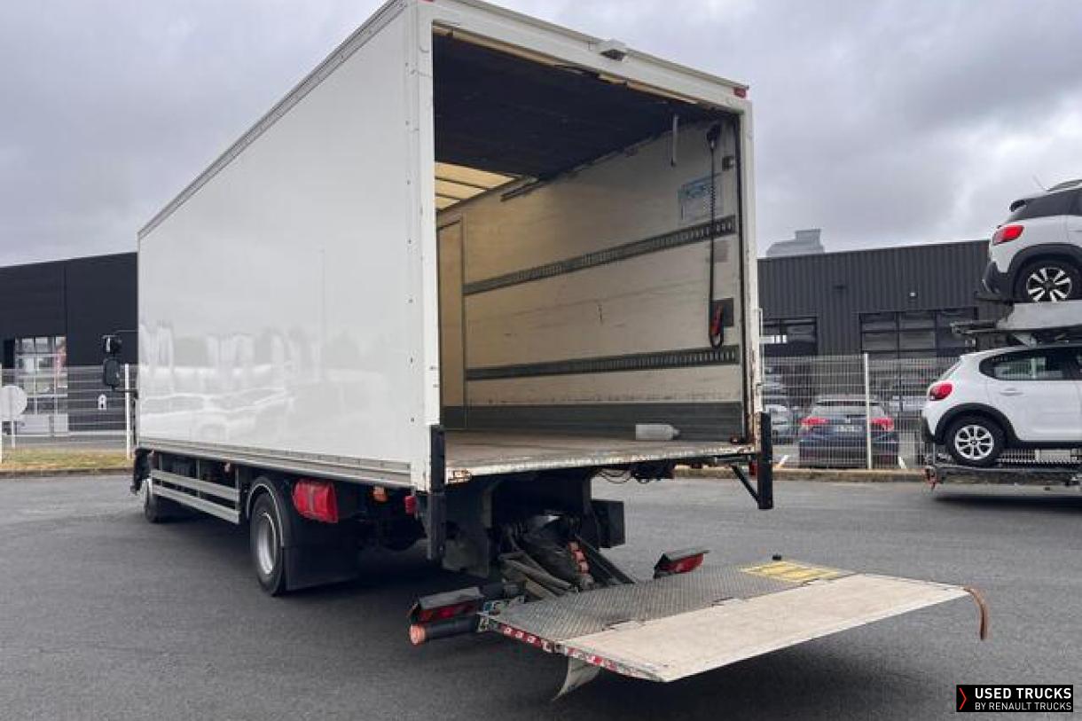 Renault Trucks D 210