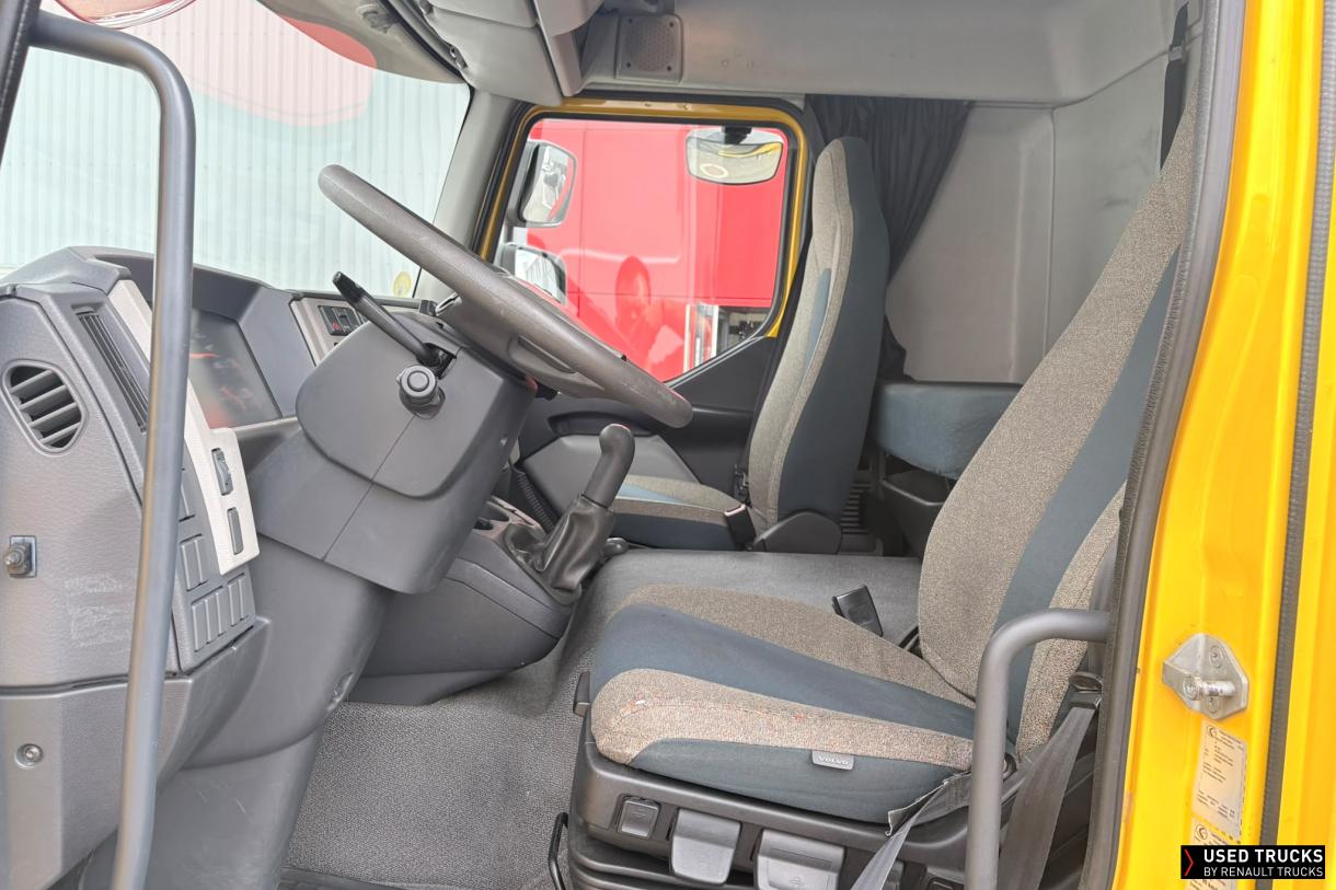 Volvo FL 240