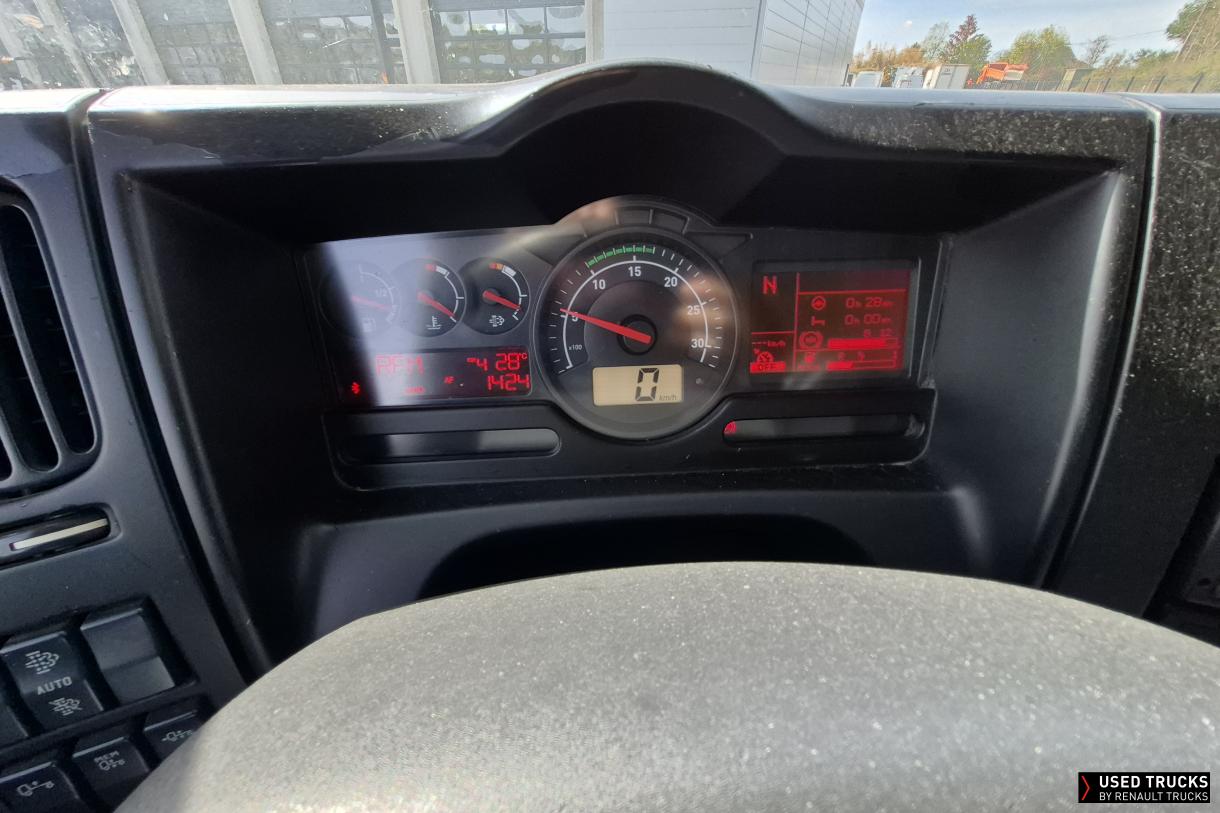 Renault Trucks D Wide 320