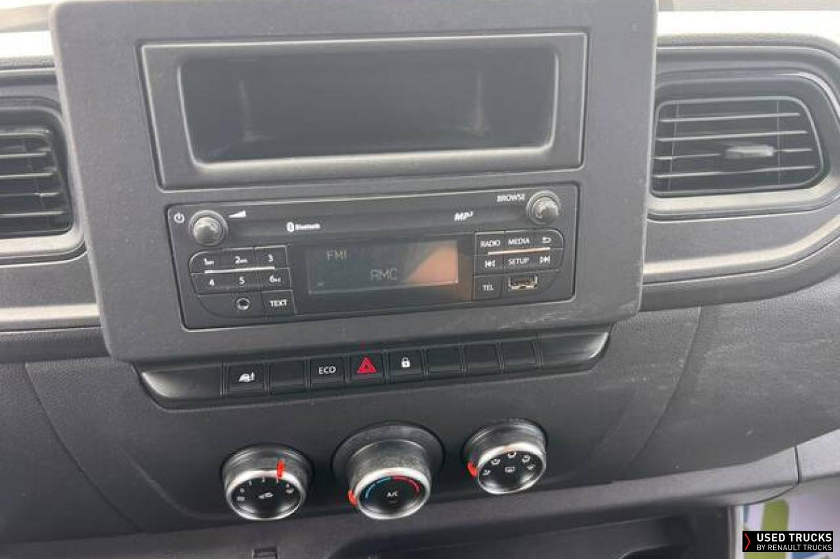 Renault Master 130