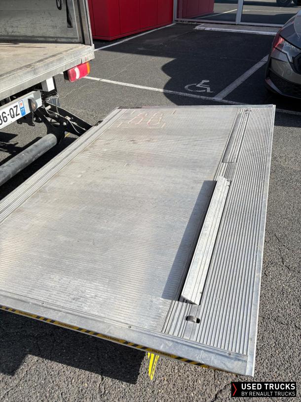 Renault Trucks Master 76