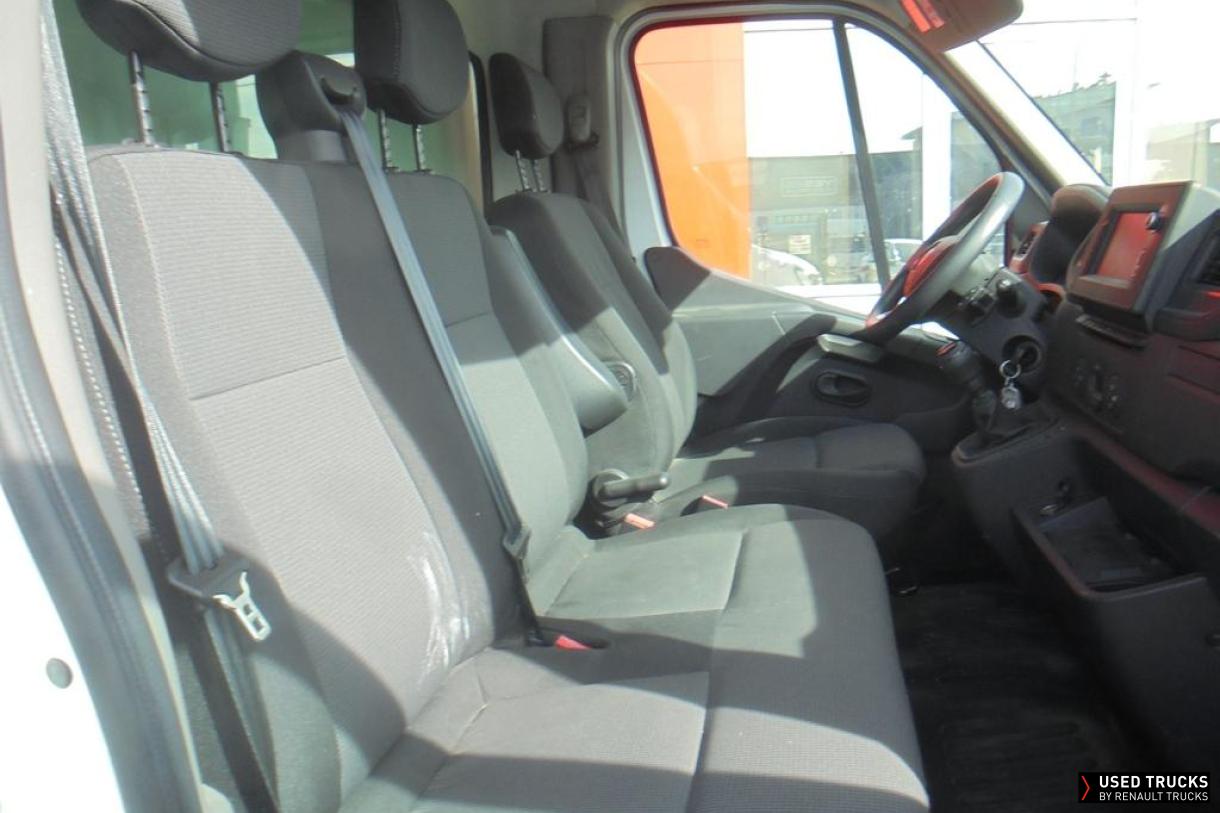 Renault Trucks Master 165