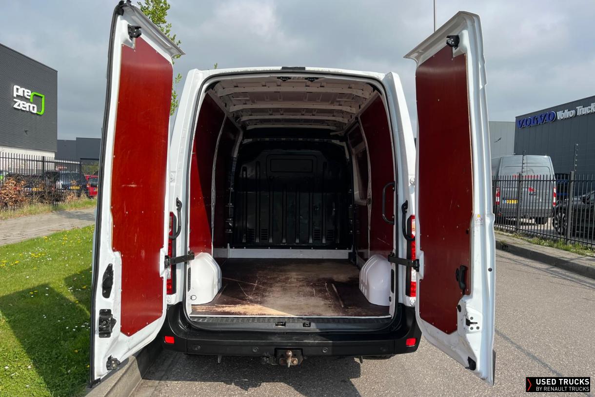 Renault Trucks Master 180