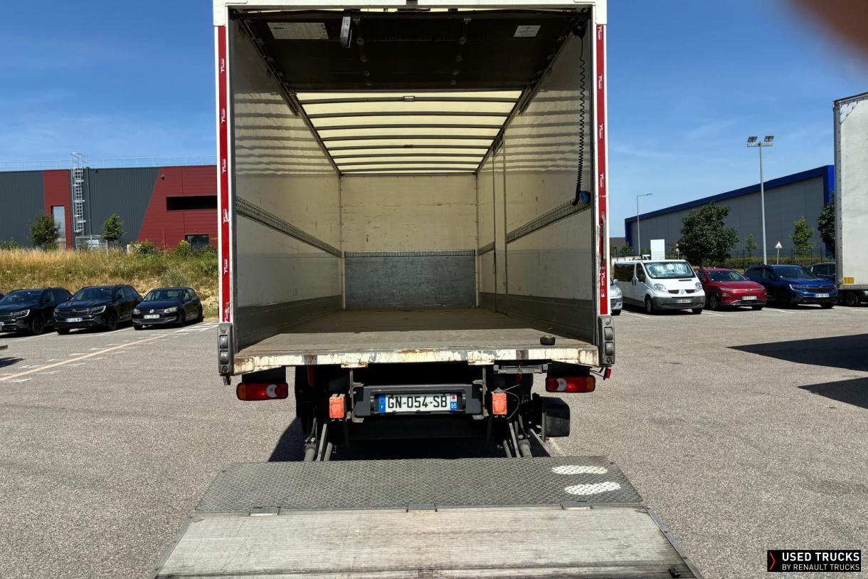 Renault Trucks D 240