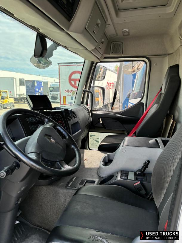Renault Trucks D Wide 320