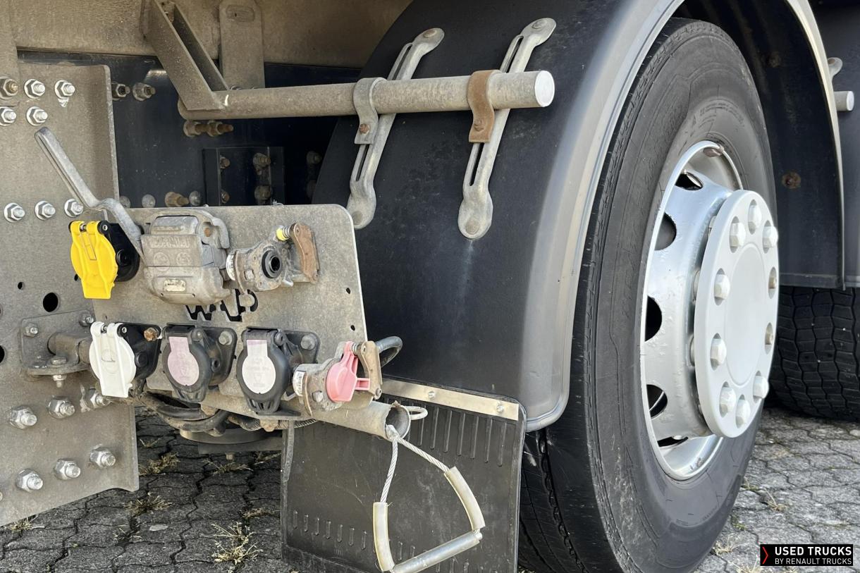 Renault Trucks T 440