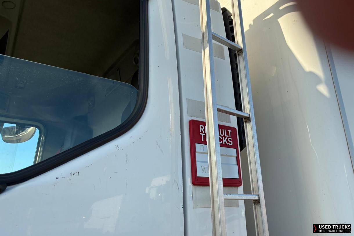 Renault Trucks D Wide 280