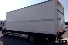 Renault D
                                          