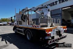 Renault Trucks D
                                          240