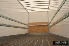 Renault Trucks D Wide
                                          320