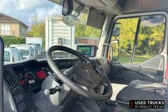 Renault Trucks D
                                          280