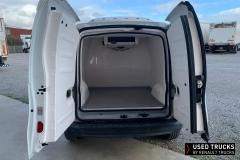 Renault Trucks Kangoo
                                          75