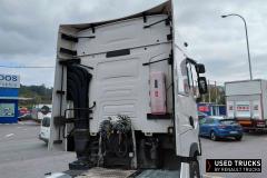 Renault Trucks T High
                                          520