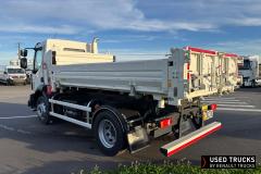 Renault Trucks D
                                          320