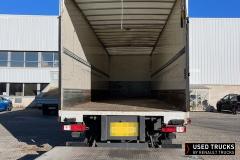 Renault Trucks Premium Distribution
                                          380