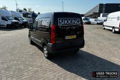 Renault Trucks Kangoo
                                          68