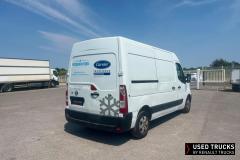 Nissan NV400
                                          