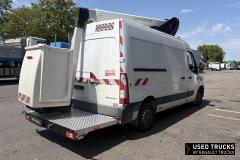 Renault Trucks Master
                                          145