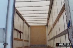 Renault Trucks D
                                          380