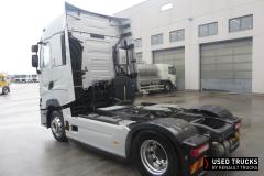 Renault Trucks T High
                                          520